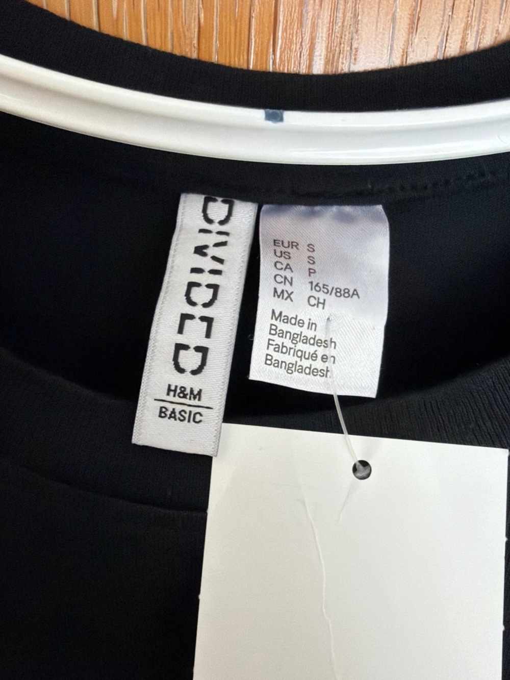 H&M Black Cropped Long Sleeve T-shirt - Picture 2 of 4
